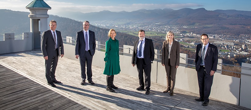 Der Solothurner Regierungsrat mit Staatsschreiber